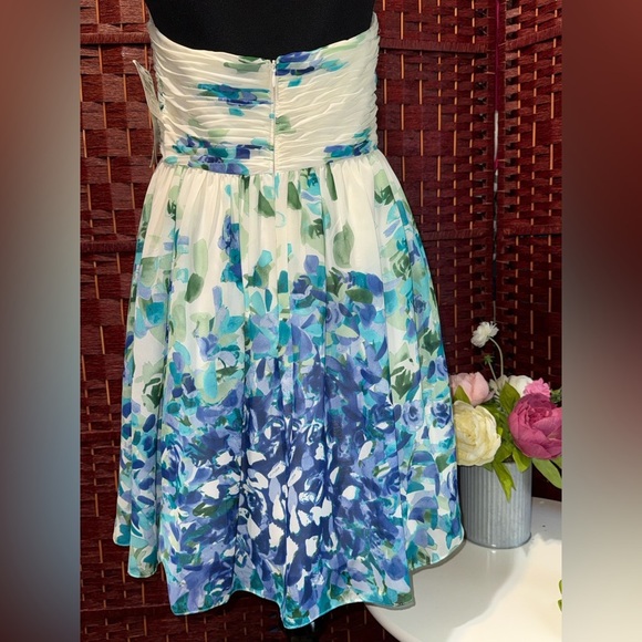 Adrianna Papell Blue and Green Floral Dress Size 10 - Picture 3 of 6